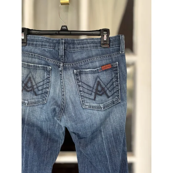 7 For All Mankind Women’s Size 28 The Lexie Petite Blue Medium Wash Flare Jeans - Picture 3 of 15